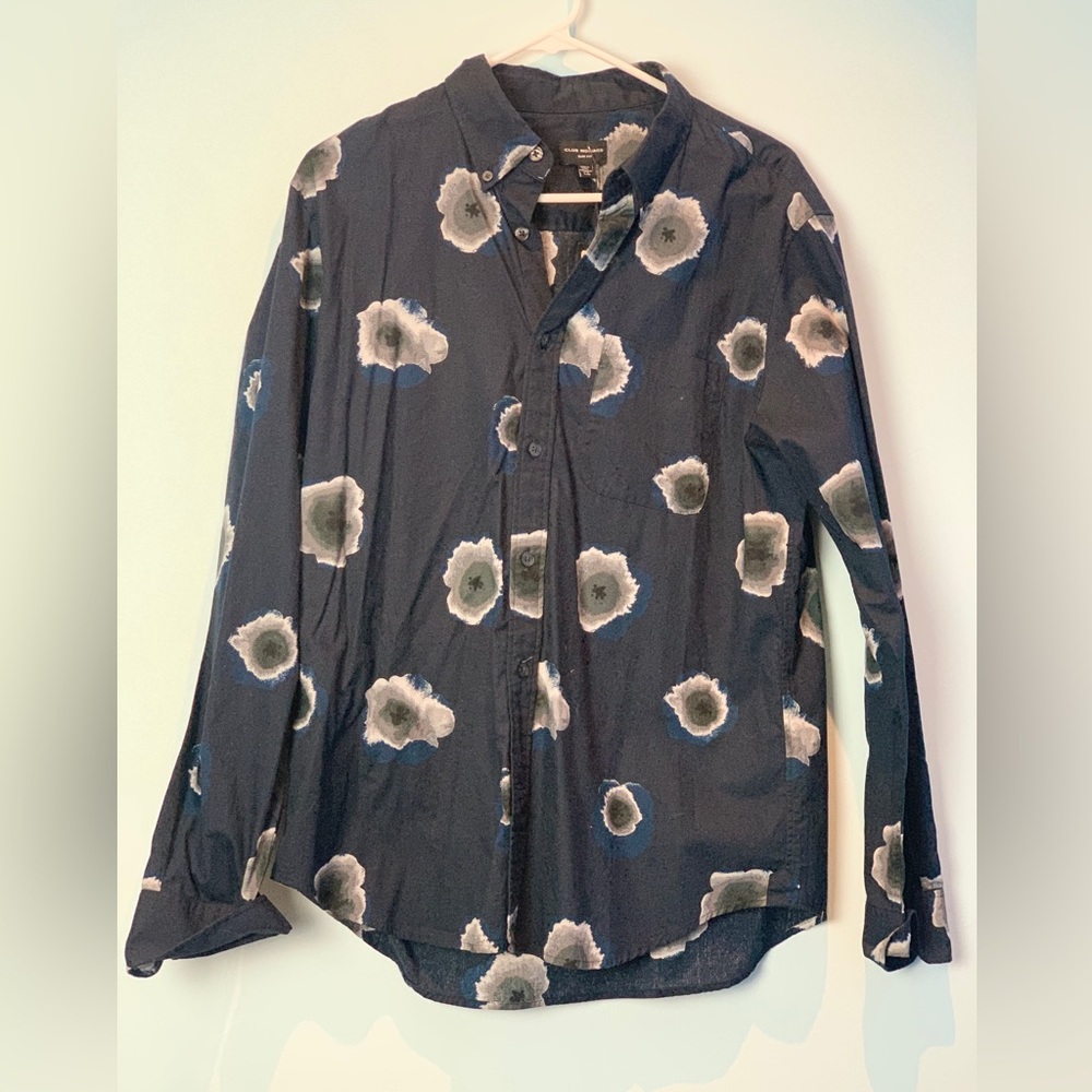 Vintage Club Monaco Men's Flower Print Shirt in blue, a size Large in a slim fit